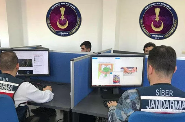 TOKAT İL JANDARMA SİBER SUÇLAR TERÖR ÖRGÜTÜ PROBAGANDASI YAPAN 26 WEB SİTESİNİ KAPATTI 23 KİŞİ HAKINDA TOKAT ADLİYESİNE SUÇ DUYURUSUNDA BULUNDU