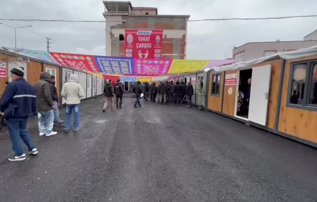 GÖLBAŞI’NDAKİ ‘TOKAT ÇARŞISI’ ESNAFI ‘BİSMİLLAH’ DEDİ