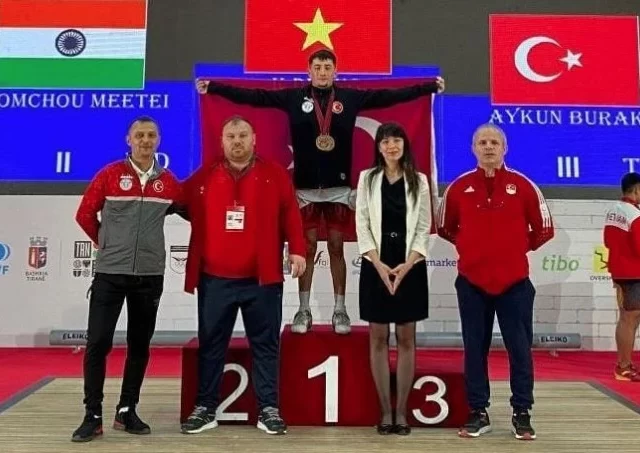 TOKATLI SPORCU AYKUN, BRONZ MADALYA KAZANDI