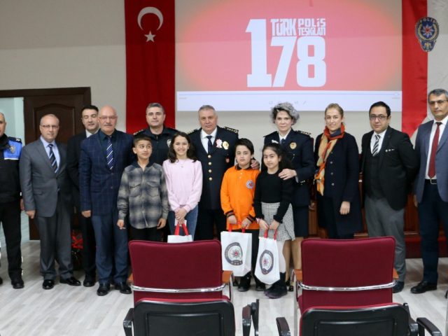 Tokat Emniyet Müdürlüğü ÇOGEP Kapsamında “ Onbeşlilerin izinde geleceğe atılan adımlar” Porojesi Kabul Edildi