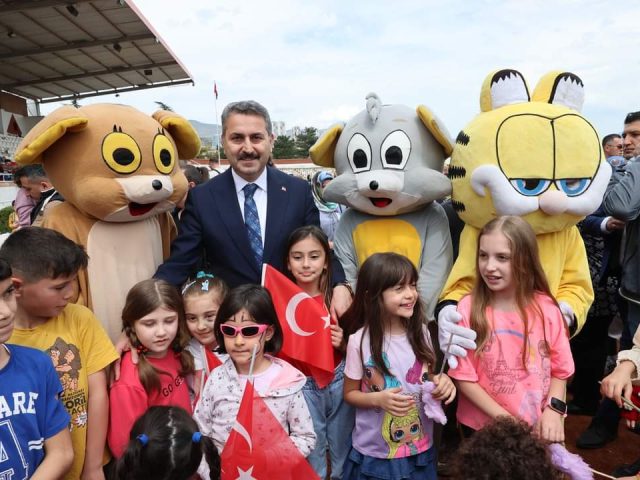 Tokat Belediye Başkanı Eyüp Eroğlu, 23 Nisan Ulusal Egemenlik ve Çocuk Bayramı münasebetiyle bir kutlama mesajı yayınladı