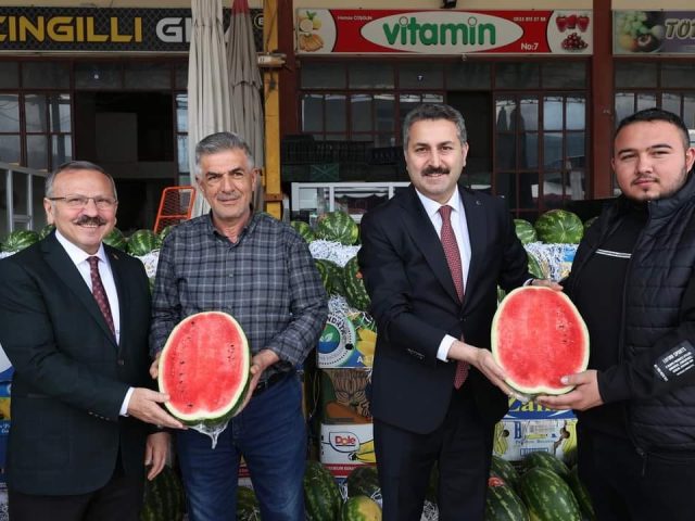 Ak Parti Tokat Milletvekili Adayı Yusuf Beyazıt Gezilerini Yaş Sebze Hali Ve Taşıyıcılar Kooperatifini Ziyaret Ederek Devam Etti