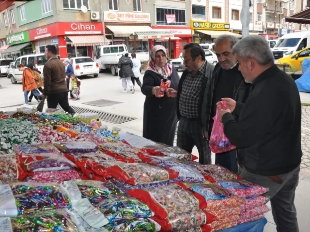 ÇARŞI PAZAR’DA BAYRAM HAVASI