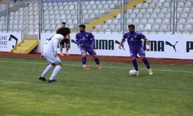 TFF 2. Lig: Afyonspor: 0 – Düzce Cam Spor:1