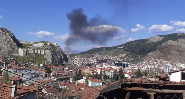 TOKAT’TA GÖĞÜ KAPLAYAN SİYAH DUMAN