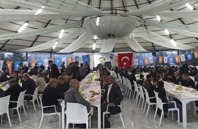 yesilyurt ta ak parti den iftar progmami 71418.webp