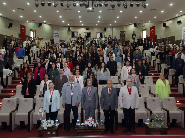 IV. Ulusal Tıp Öğrenci Kongresi Başladı