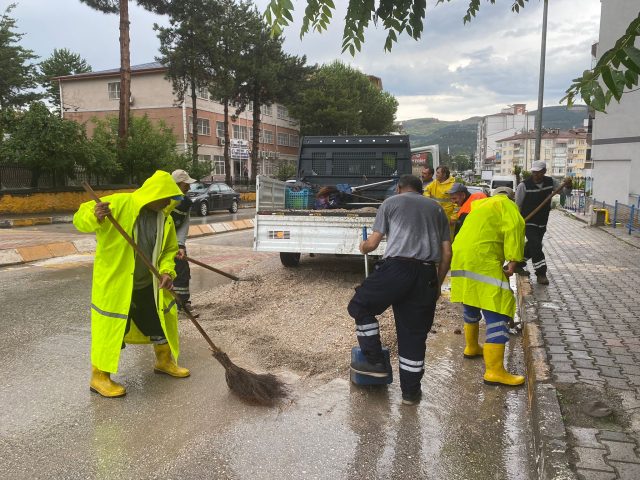 Tokat’ta Yağış Haytın Akışını Tokat Belediyesi Ekipleri Sayesinde Bozamadı