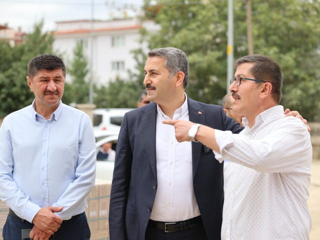 TOKAT BELEDİYE BAŞKANI EROĞLU ÇAY MAHALLESİNE MÜJDELERLE GELDİ