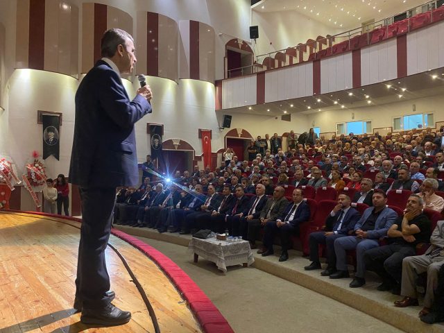 Tokat’ta Atatürk ve Cumhuriyet’in 100. Yılına Saygı Paneli Coşkusu