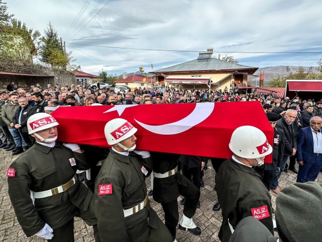 Tokat Reşadiyeli Kıbrıs Gazisi Hüseyin Demirci Kendi Topraklarında Son Yolculuğuna Uğurlandı