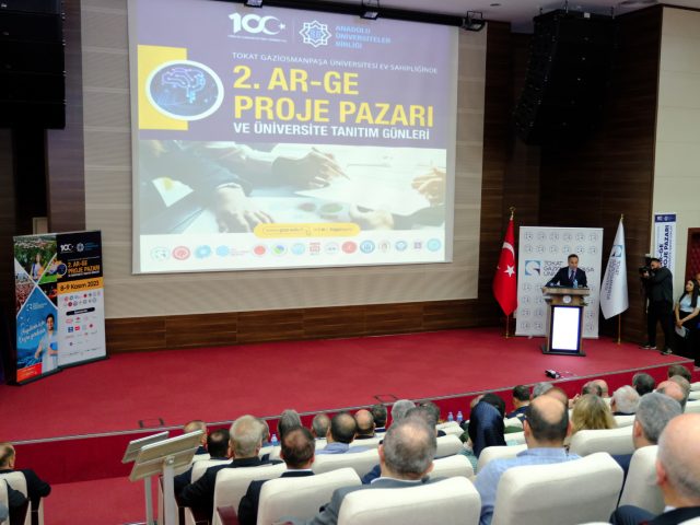 II. AR-GE Proje Pazarı ve Üniversite Tanıtım Günleri Programının Açılışı Gerçekleştirildi