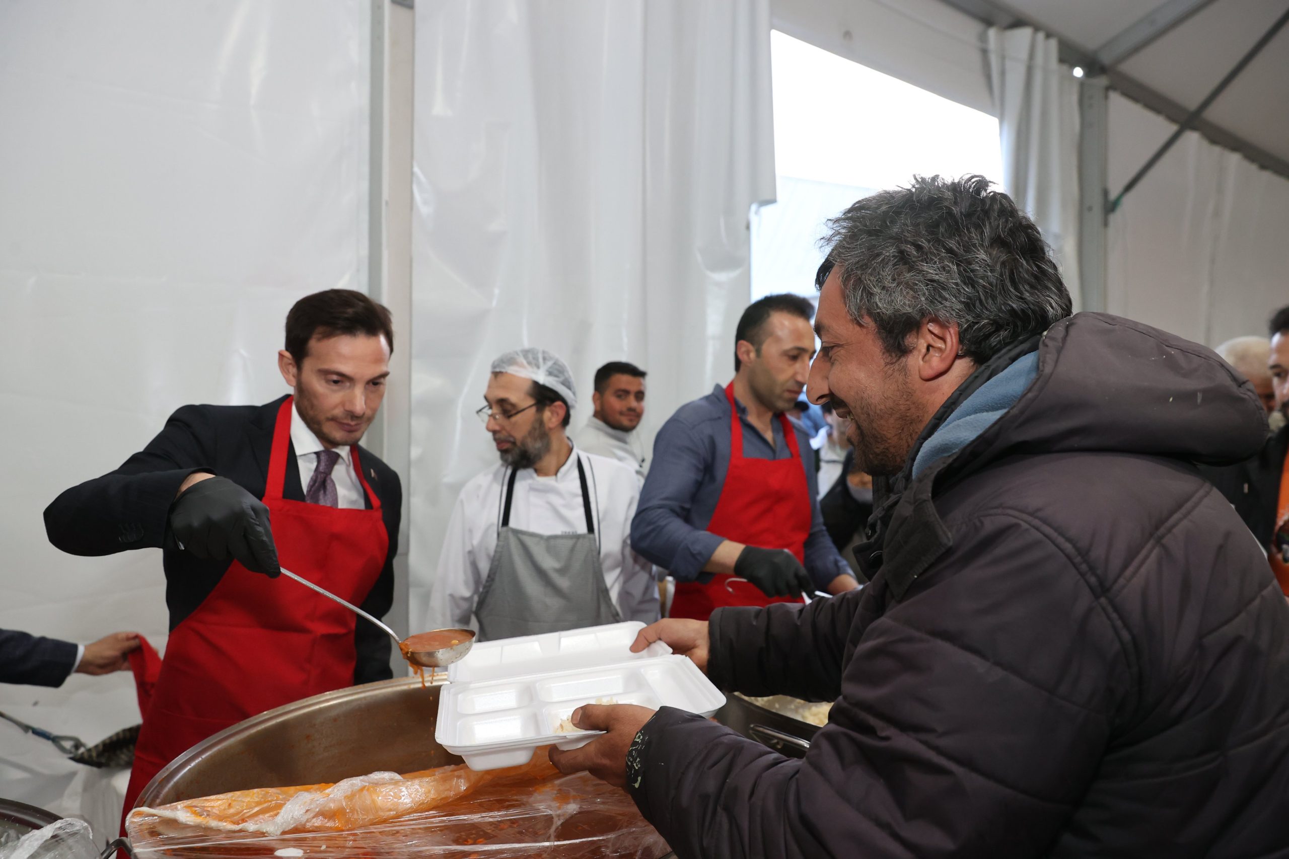 İftar Sofrasında Başkan Yazıcıoğlu’na Sevgi Seli