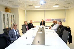 Rektör Prof. Dr. Fatih Yılmaz’dan Hastalara Anlamlı Ziyaret