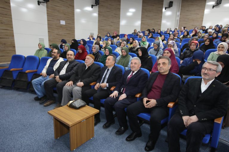 Tokat Gaziosmanpaşa Üniversitesinde Kerim Sevgisini Artıran Yarışma