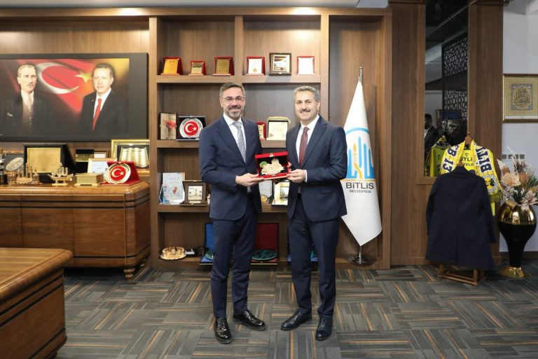 Eyüp Eroğlu’ndan Bitlis’e Tam Destek: AK Parti Belediyeciliği Gönülden Hizmettir