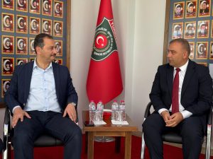 Ak Parti Tokat Milletvekili Dt.Cüneyt Aldemir; Gazilere Anlamlı Ziyaret“Şehitlerimizin ve Gazilerimizin Hatırası Gönlümüzde Silinmez”