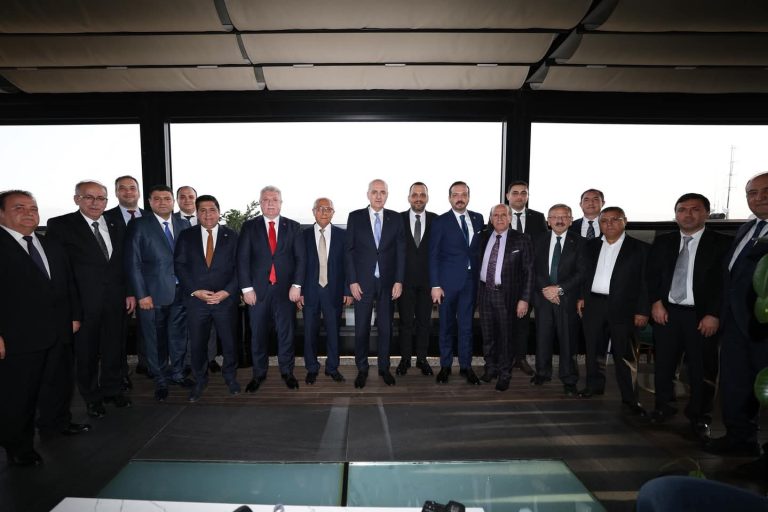 ❝Türk Dünyasının Yükselen Yıldızı❞ Manas Üniversitesi’nde Dostluk ve Gelecek Vurgusu