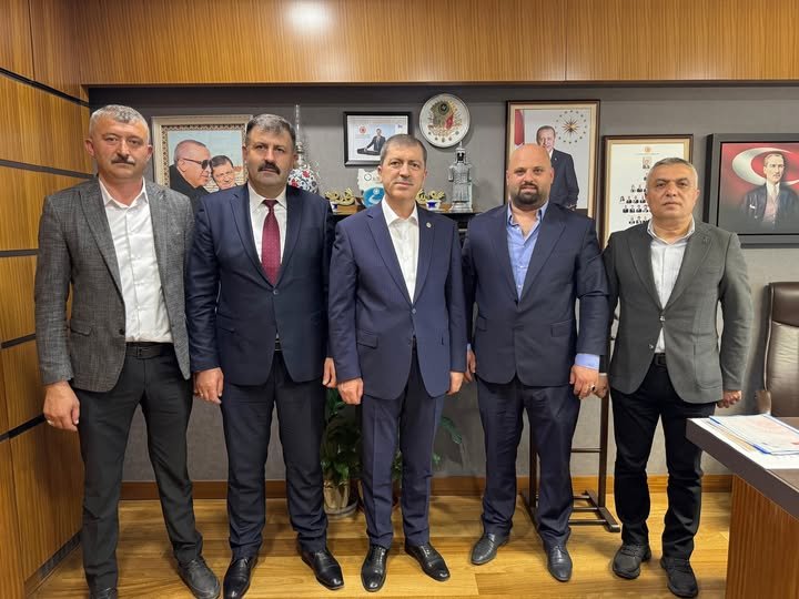 Tokat’ın Esnaf Temsilcileri TBMM’de Mustafa Arslan ile Görüştü