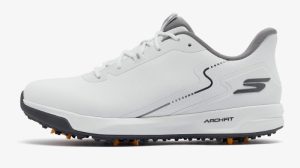 Her Mevsime Uygun: Golf Ayakkabısından Yürüyüş Ayakkabısına Pratik Seçimler!