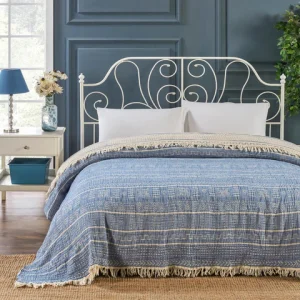 Yatak Örtüleri ile Uykuya Açılan Zarif Kapı