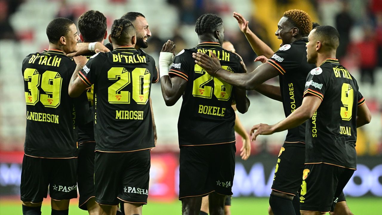 Göztepe, Antalyaspor Deplasmanında Geri Dönüşle Güldü: Süper Lig’de Zirve Takibini Sürdürdü