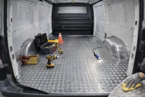 Araç İçi Kaplama Aracın Değerini Düşürür mü?